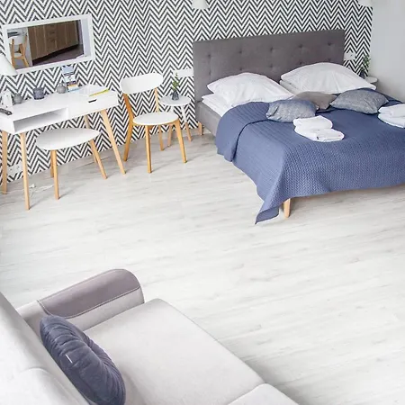 Appartamento Al-dom 112 Awangardia, 300 M Do Plazy W Dzielnicy Uzdrowiskowej