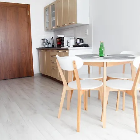 Апартаменты Al-dom 112 Awangardia, 300 M Do Plazy W Dzielnicy Uzdrowiskowej *